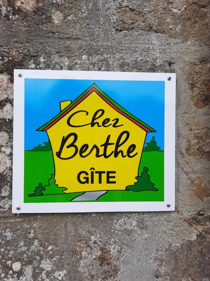 Gite Chez Berthe Pontfarcy Zewnętrze zdjęcie